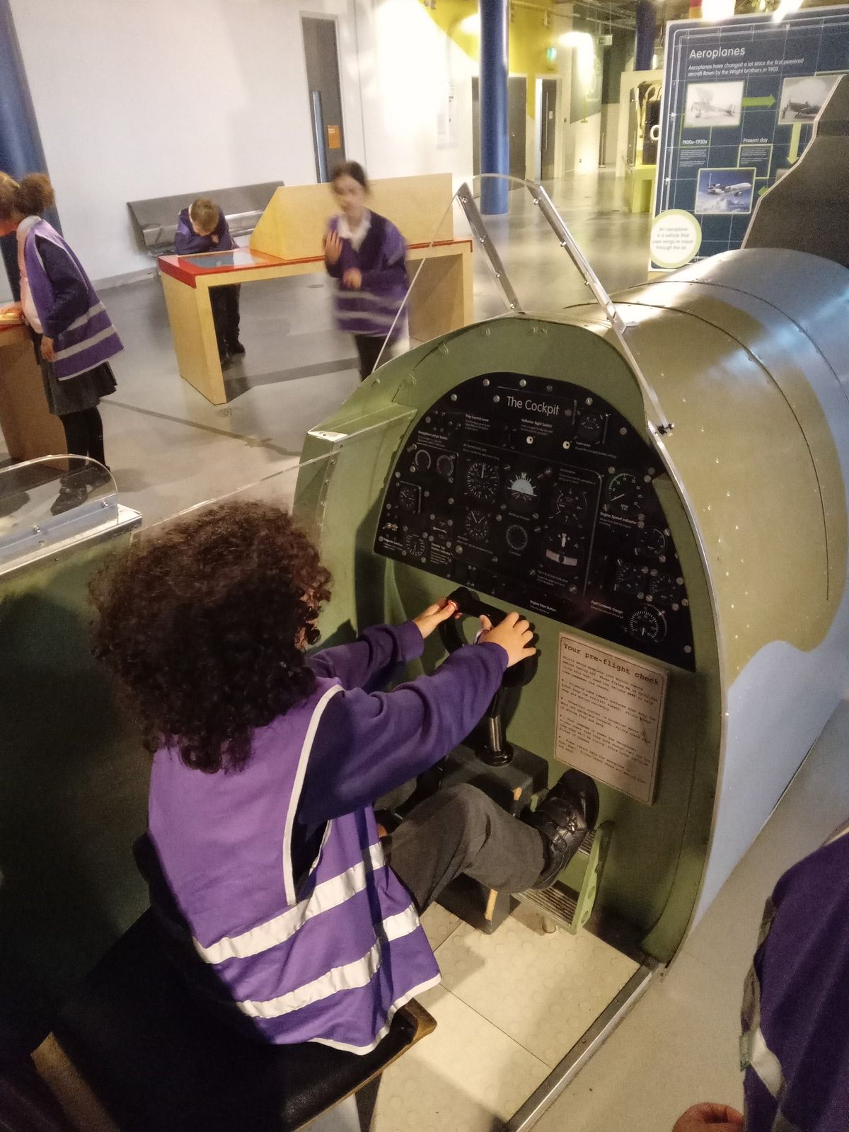 MiniBrum to the Planetarium: Pegasus pupils experience science firsthand