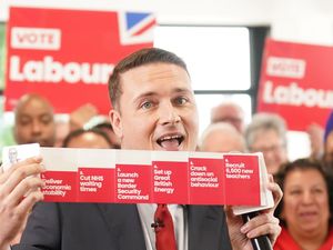 Supporting image for story: Junior doctor talks to ‘start next week’ – Streeting