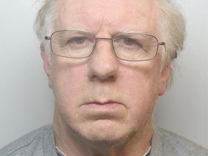 Supporting image for story: Nephew who stole £600k from elderly aunt in power of attorney fraud jailed