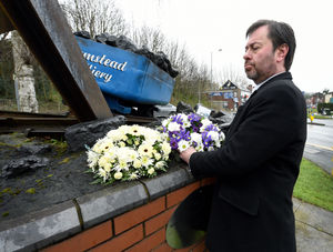 Lee Williams of Sandwell Conservatives lays a wreath on behalf of Nicola Richards MP