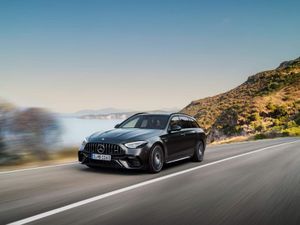 Supporting image for story: New Mercedes-AMG C63S arrives with four-cylinder power and hybrid tech
