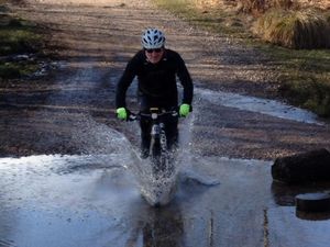 Supporting image for story: Spire Little Aston Hospital reaches milestone 1,000th robotic surgery