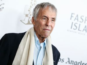 Supporting image for story: Burt Bacharach, legendary composer of pop songs, dies aged 94