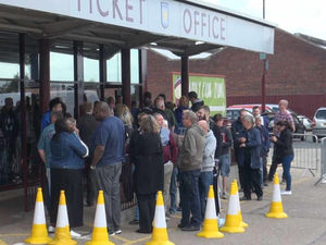 Supporting image for story: Video: Villa fans queue for last FA Cup tickets