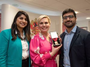 Supporting image for story: Machete attack hero celebrates freedom of city and reunites with children she saved