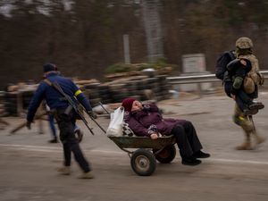 Supporting image for story: No-fly zone over Ukraine ‘would not help’, says head of UK’s armed forces