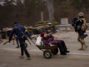 Supporting image for story: No-fly zone over Ukraine ‘would not help’, says head of UK’s armed forces