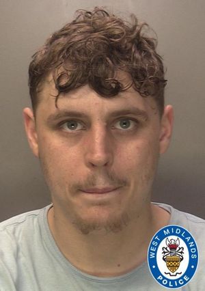 Tommy Elliot is wanted on suspicion of burglary