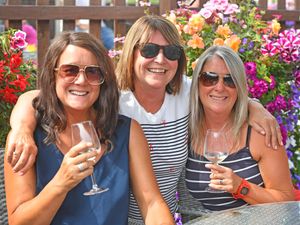Supporting image for story: Shropshire weather: West Midlands set for mid-30 degree temperatures as heat-health alert issued