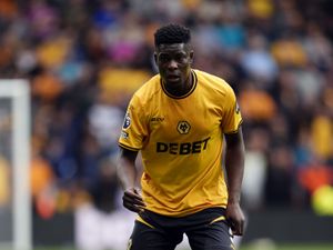 Supporting image for story: Brentford miss out on Europe after Marshall Munetsi stunner snatches Wolves draw