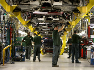 Supporting image for story: Jaguar Land Rover announces major electric car investment in West Midlands