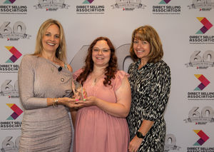 Jess Muxlow (centre) with Susannah Schofield OBE, Director General of the Direct Selling Association (left) and Michelle McWhinnie, Operations Director, Usborne Community Partnerships (right)
