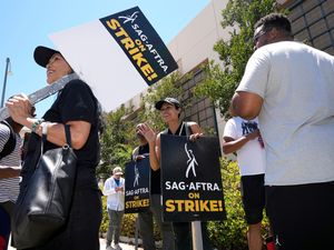 Supporting image for story: Actors to picket film studios as Hollywood strike enters first full week