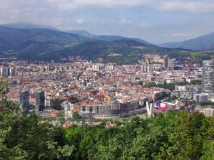 Supporting image for story: Football fans face paying thousands of pounds for Europa League final trips