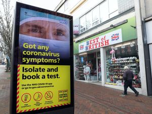 Supporting image for story: Rise in weekly Covid-19 deaths slowing down, ONS figures show