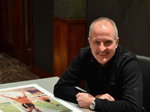 Supporting image for story: Bully donates to dementia fair