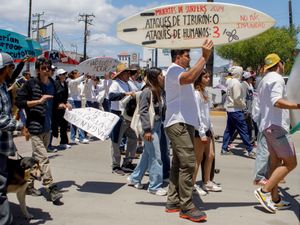 Supporting image for story: Three bodies in Mexico identified as Australian and American surfers