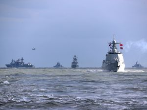 Supporting image for story: China announces joint naval and air drills with Russia