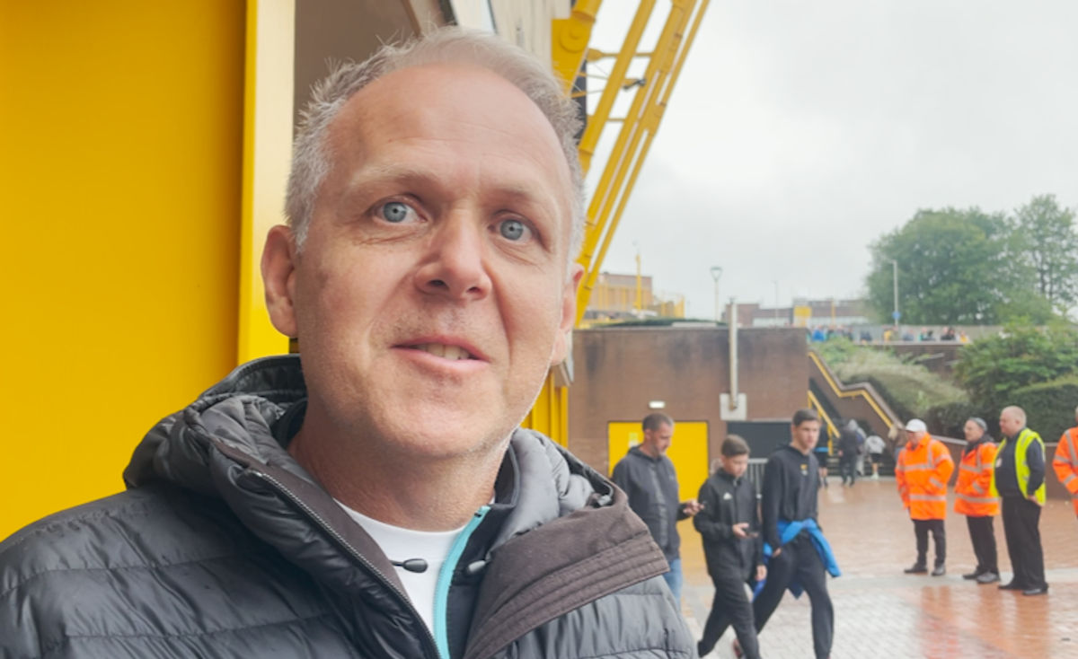 Agbadou was the weakest link, we must keep Strand Larsen! Wolves fans on Everton defeat