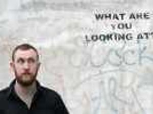 Supporting image for story: Comic likes looking at birds