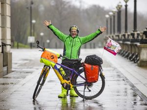 Supporting image for story: Timmy Mallett visits Stormont during Northern Ireland cycle trip