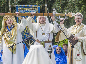Supporting image for story: Eisteddfod hits the road with launch parade in Newtown