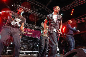 Supporting image for story: The girls go wild for JLS