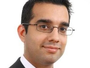 Supporting image for story: Number of UK sectors with falling outputs increases, tracker shows