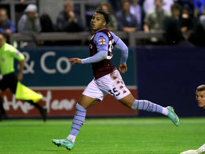 Supporting image for story: EFL Trophy: Burton 2 Aston Villa U21s 4 - Report