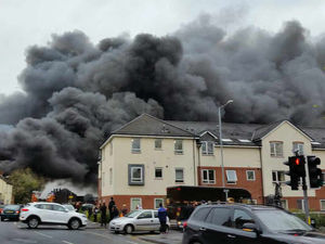 Supporting image for story: Kidderminster fire: One injured as Horsefair blaze finally under control