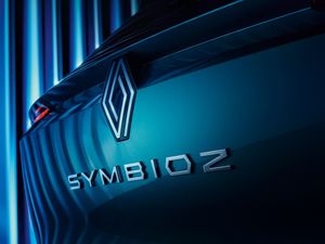Supporting image for story: Renault expands SUV range with new Symbioz crossover