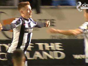 Supporting image for story: 'Stunning strike' - St Mirren's on loan Wolves man nets a stunner - WATCH