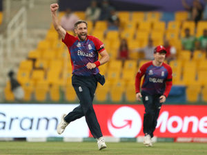 Supporting image for story: Chris Woakes eager to play a major part for England