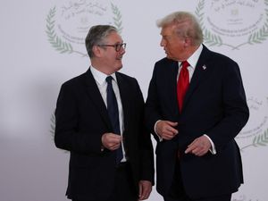 Supporting image for story: Minister defends UK approach after Trump rebukes Starmer on Iran