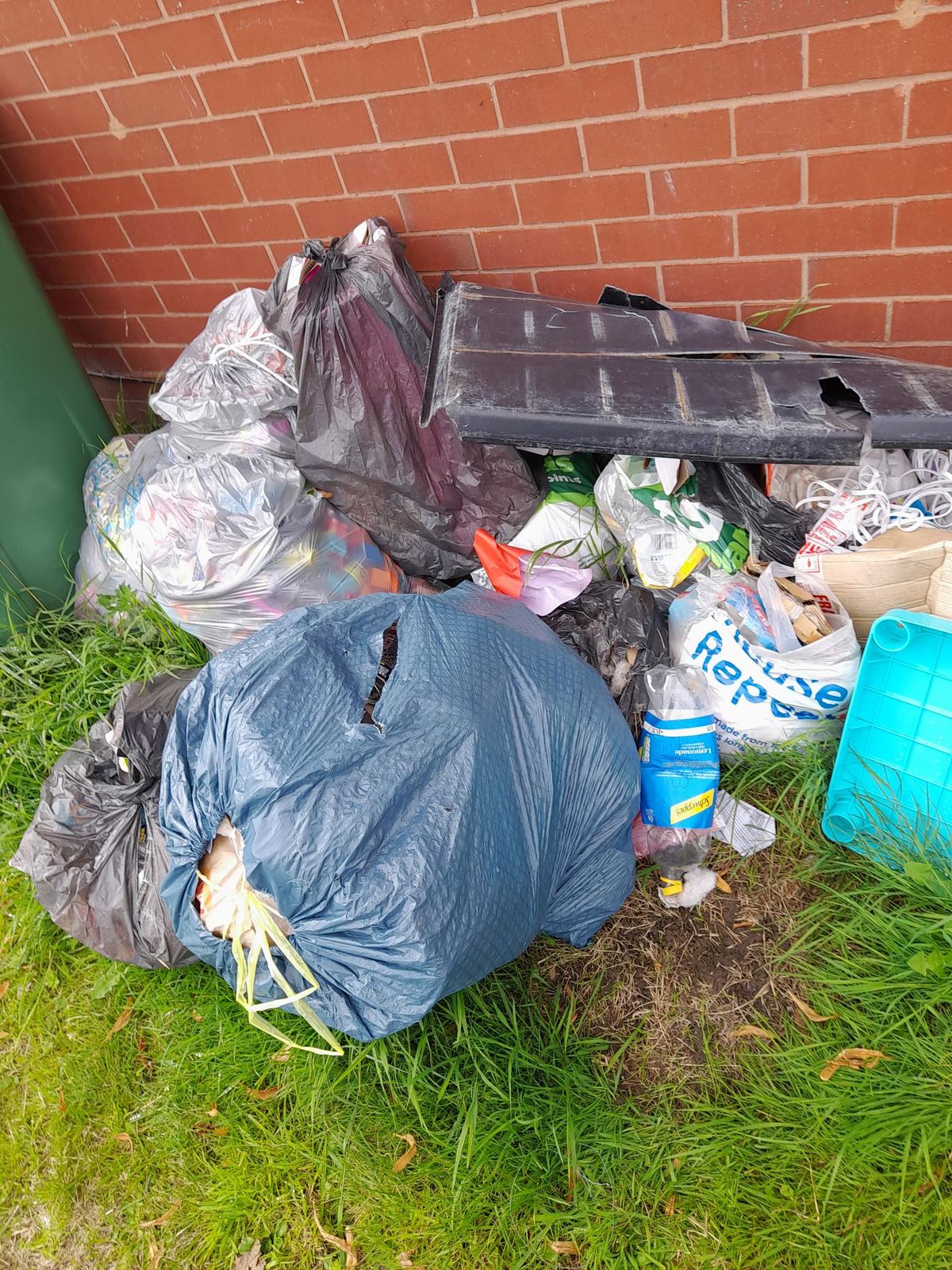Resident landed with £1,500 fine for dumping rubbish outside own home - and heres why