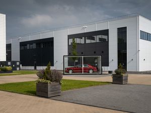 Supporting image for story: Bentley expands Crewe HQ with new Engineering Technical Centre