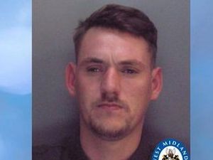 Supporting image for story: Man with links to Walsall wanted on recall to prison