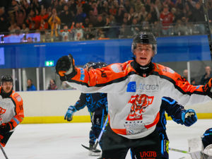Supporting image for story: In-form Telford Tigers finish with a flourish to claim another victory