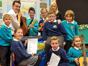 Supporting image for story: Watch: Shrewsbury pupils have something to sing about with their own school anthem