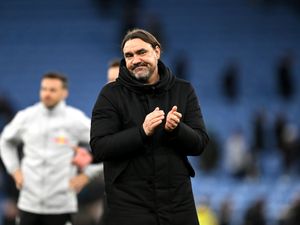 Supporting image for story: Daniel Farke feels Leeds ‘warriors’ deserved all three points at Villa Park