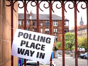 Supporting image for story: Opinion poll round-up on day 16 of the election campaign