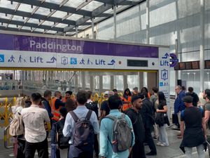 Supporting image for story: Watchdog criticises TfL over poor communication during power failure