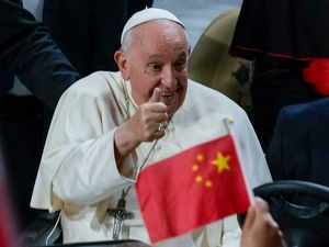 Supporting image for story: China and the Vatican agree to extend agreement on appointing bishops