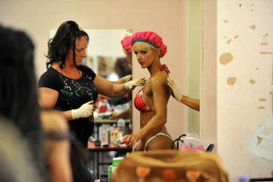 Applying the fake tan