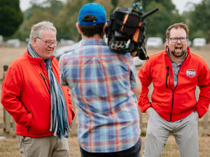 Supporting image for story: Bobby Dazzler of a weekend as Bargain Hunt films at Shrewsbury Flea Market