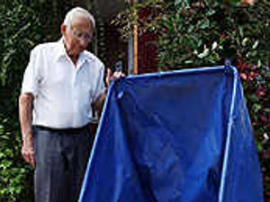 Supporting image for story: Anger as thieves take mobility scooter