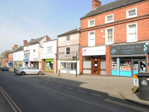 Supporting image for story: Parking spaces to be temporarily cut in Market Drayton to ease social distancing