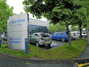 Supporting image for story: 2 Sisters to close loss-making Scottish factory