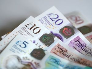 Supporting image for story: Fact check: The proportion of adults paying income tax has risen since 2014