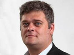 Supporting image for story: Psychology professor raises concerns about ending working from home too early